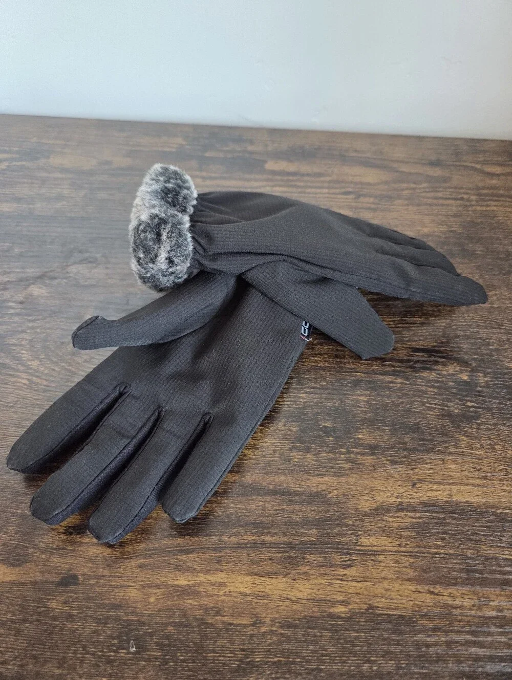 32⁰ Weatherproof Women's Winter Gloves Black Fur Trim Medium Outdoor Snow Skiing